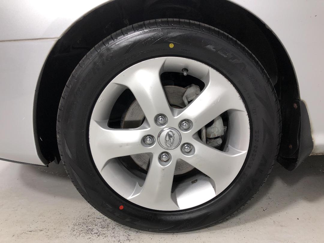 Photo '10' of Hyundai Elantra Photo '10' of Hyundai Elantra