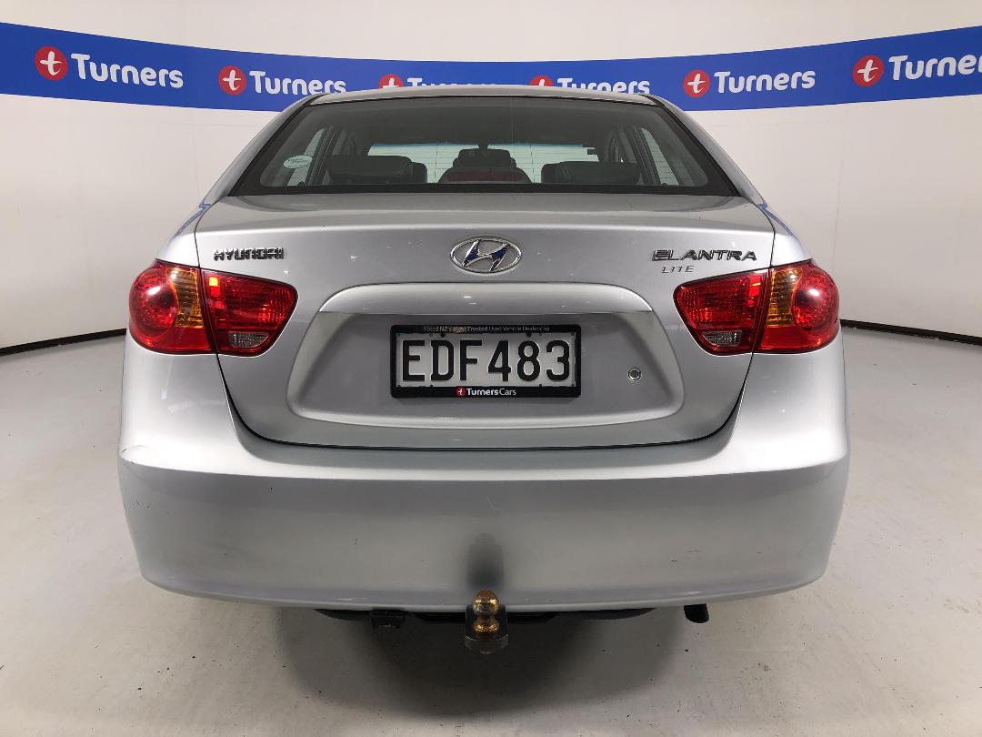 Photo '6' of Hyundai Elantra Photo '6' of Hyundai Elantra