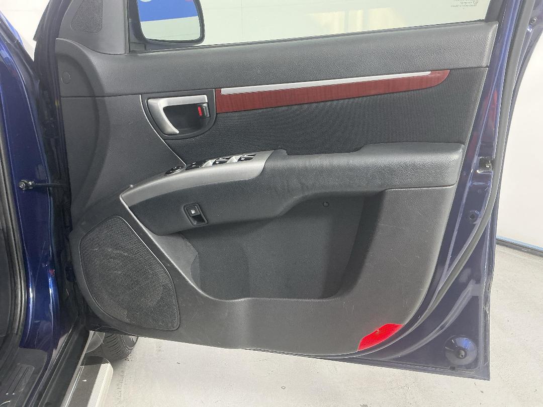 Photo '15' of Hyundai Santa FE