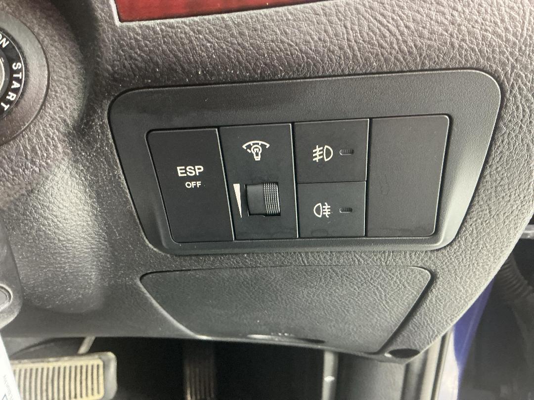 Photo '24' of Hyundai Santa FE