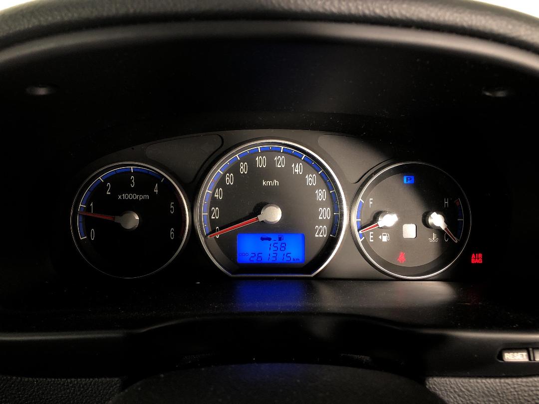 Photo '21' of Hyundai Santa FE