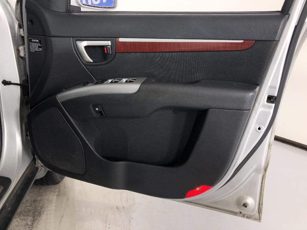 Photo '15' of Hyundai Santa FE