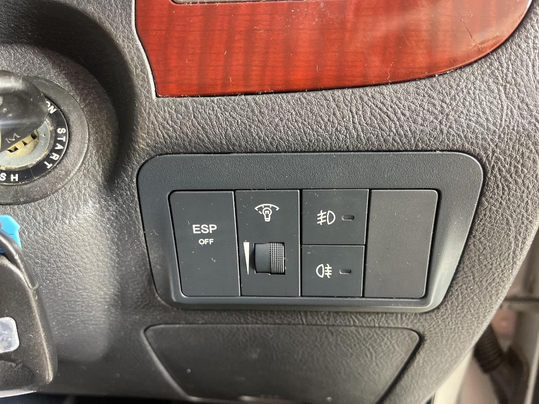 Photo '20' of Hyundai Santa FE V6 SUV Photo '20' of Hyundai Santa FE V6 SUV