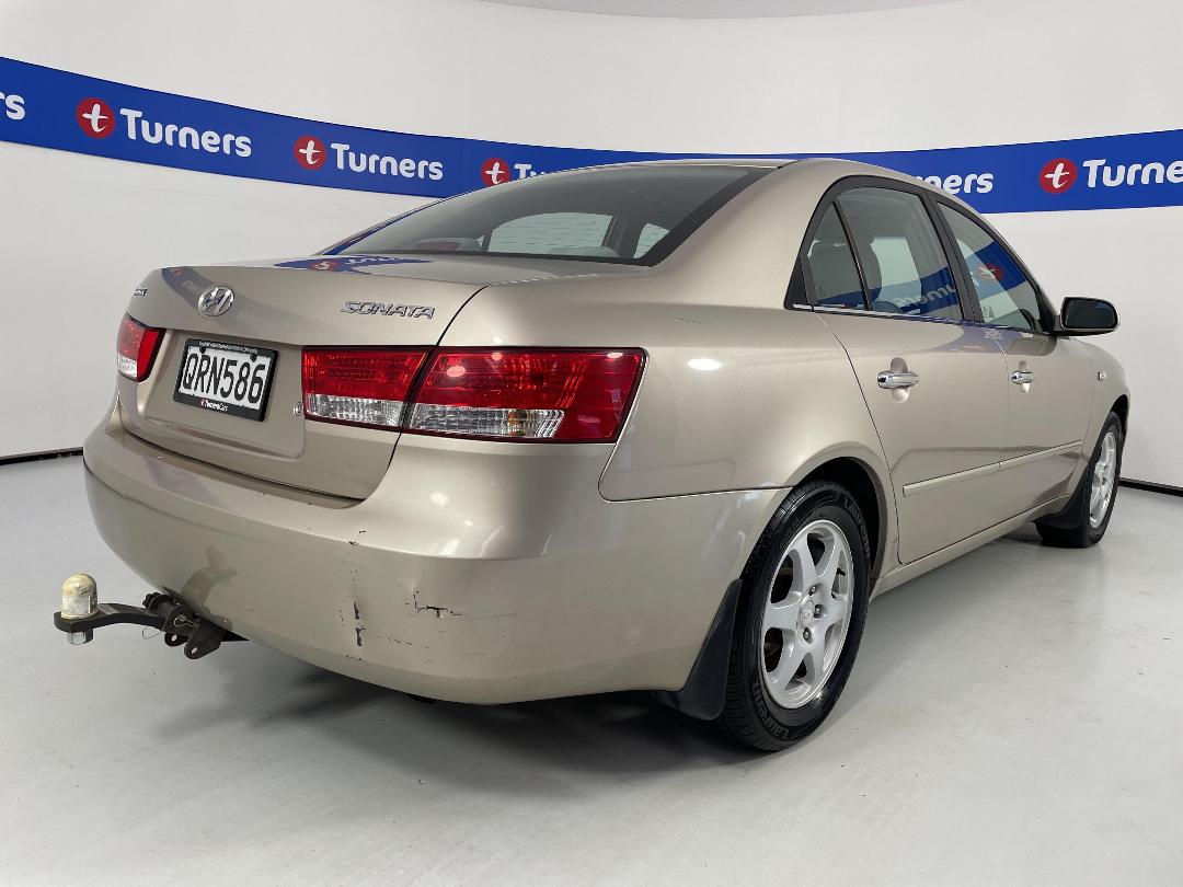 Photo '7' of Hyundai Sonata