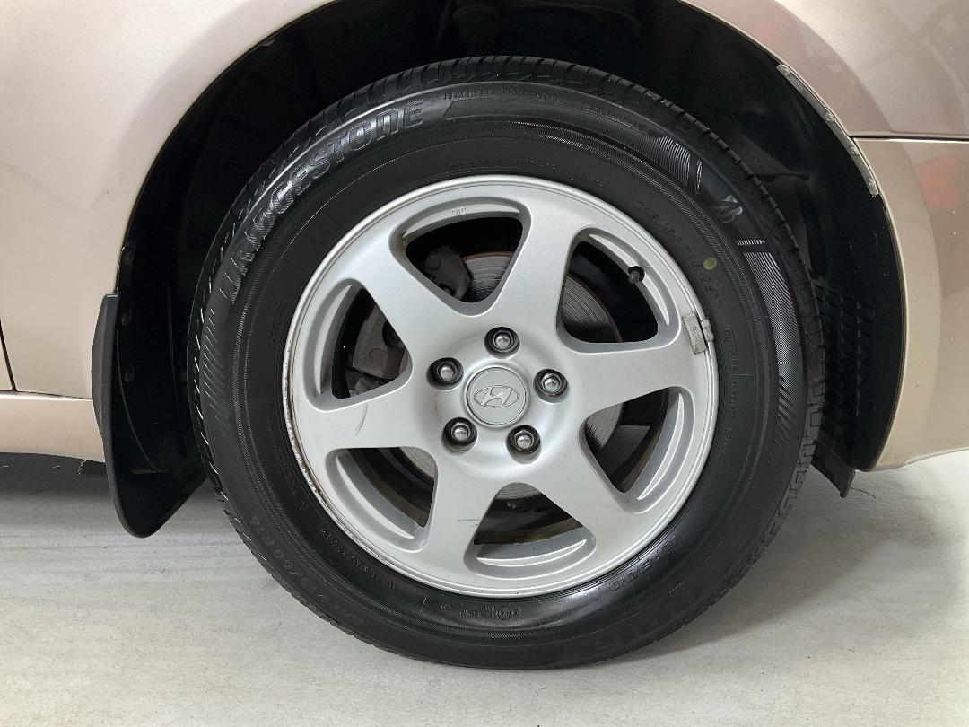 Photo '9' of Hyundai Sonata