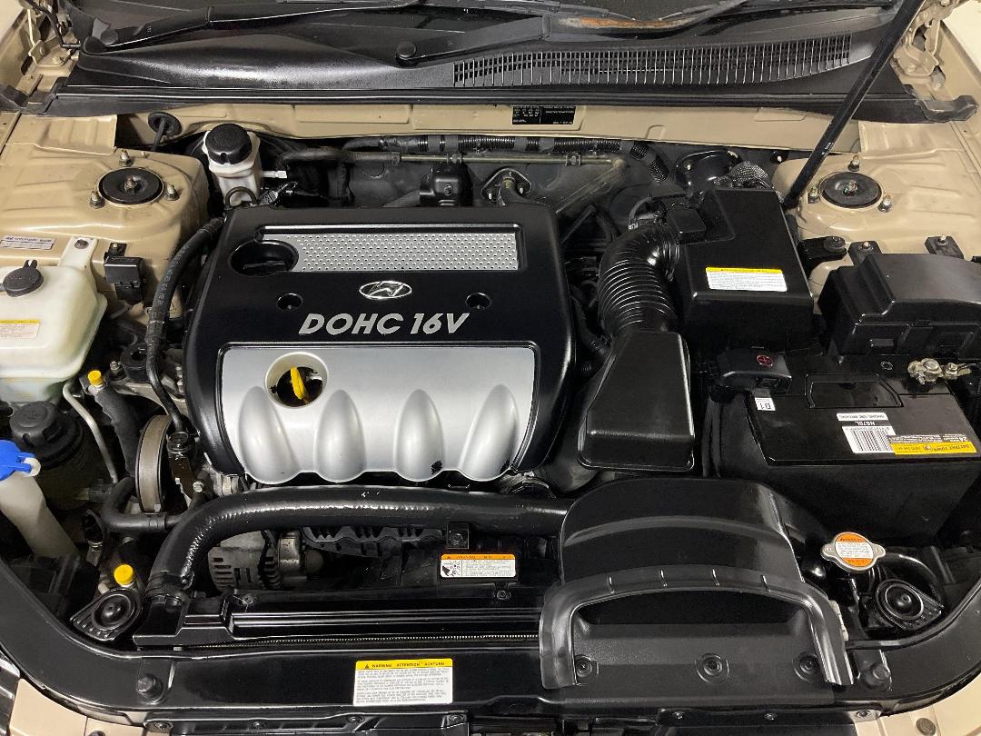 Photo '13' of Hyundai Sonata