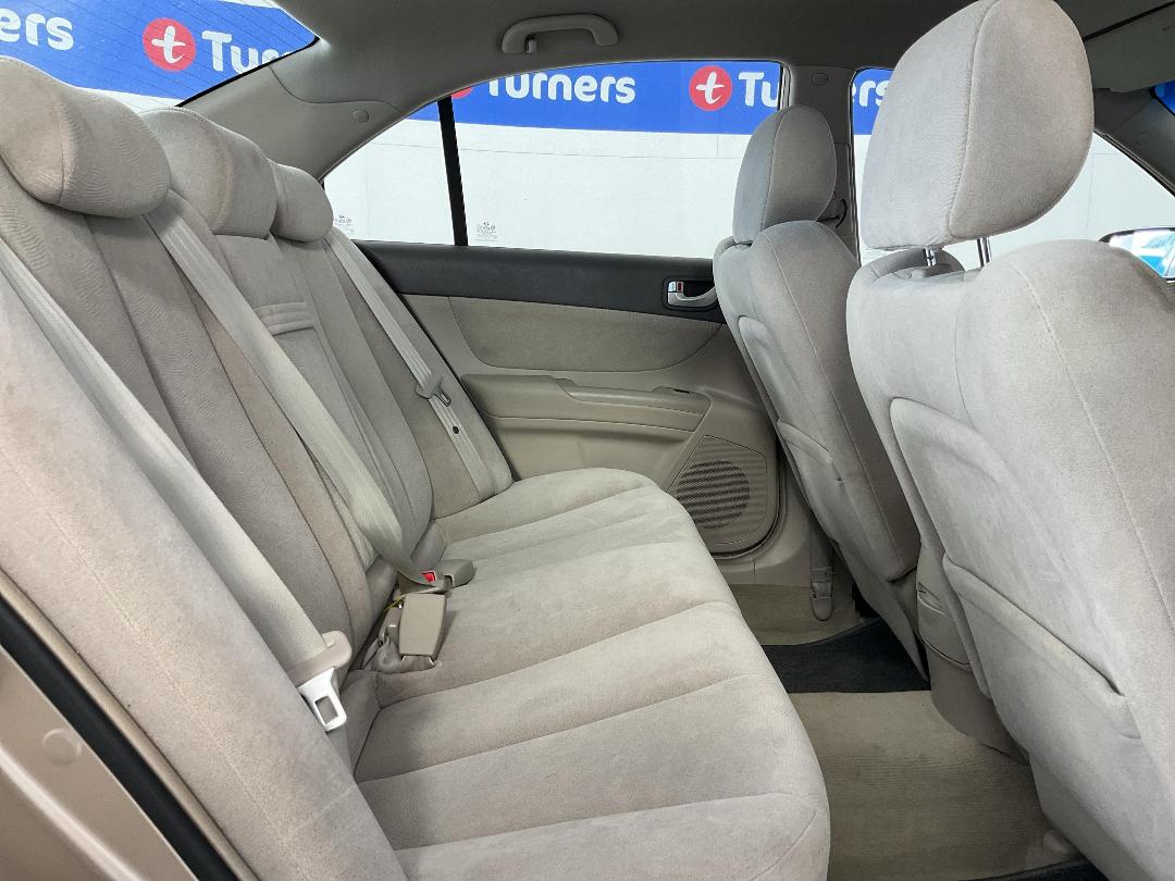 Photo '20' of Hyundai Sonata