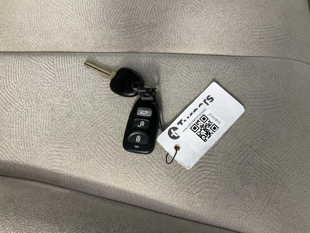 Photo '22' of Hyundai Sonata