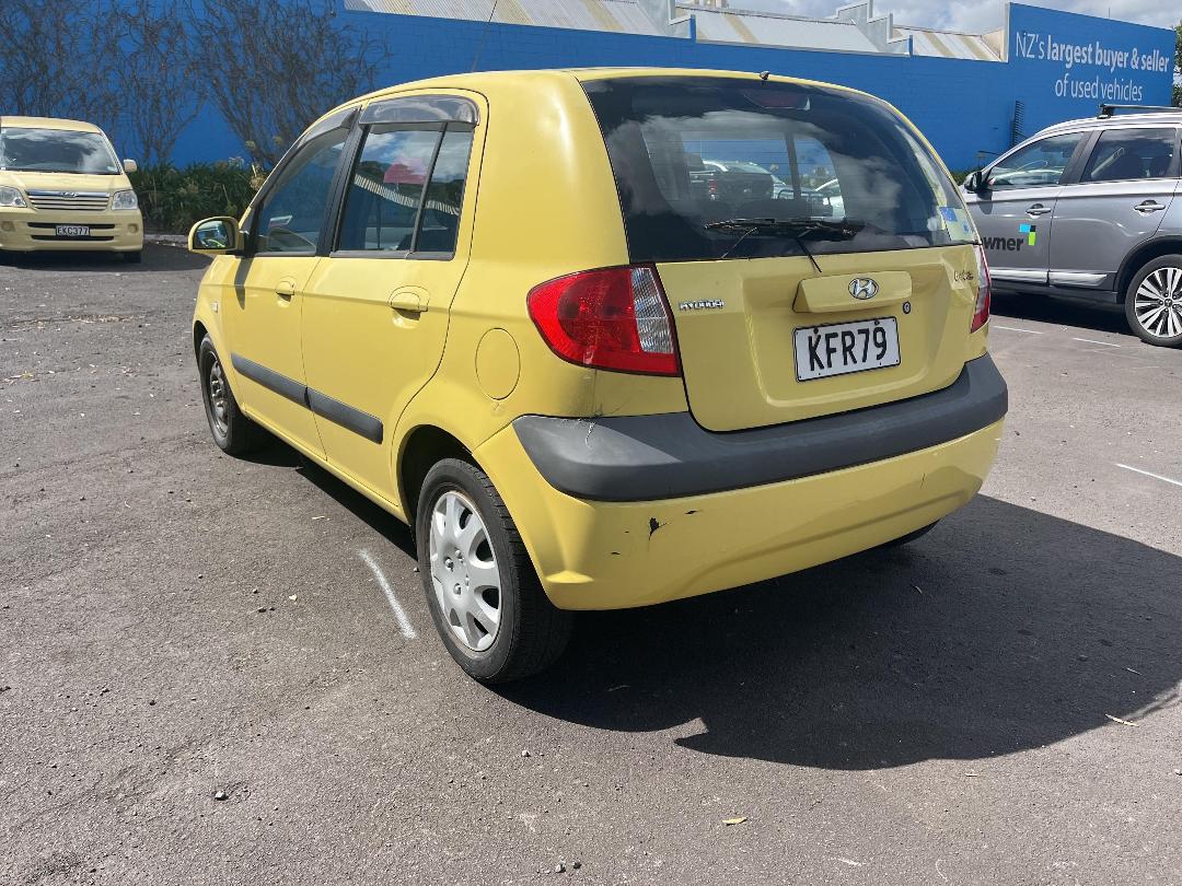 Photo '5' of Hyundai TB Photo '5' of Hyundai TB