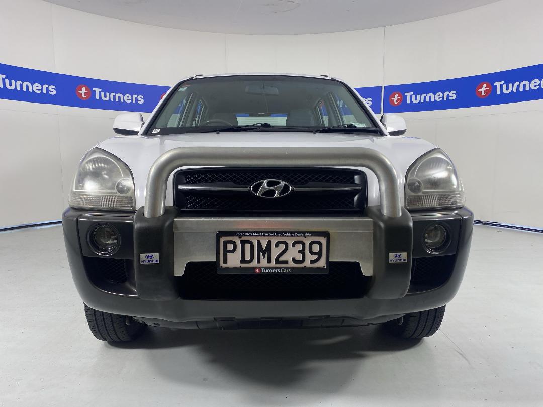 Photo '2' of Hyundai Tucson Photo '2' of Hyundai Tucson