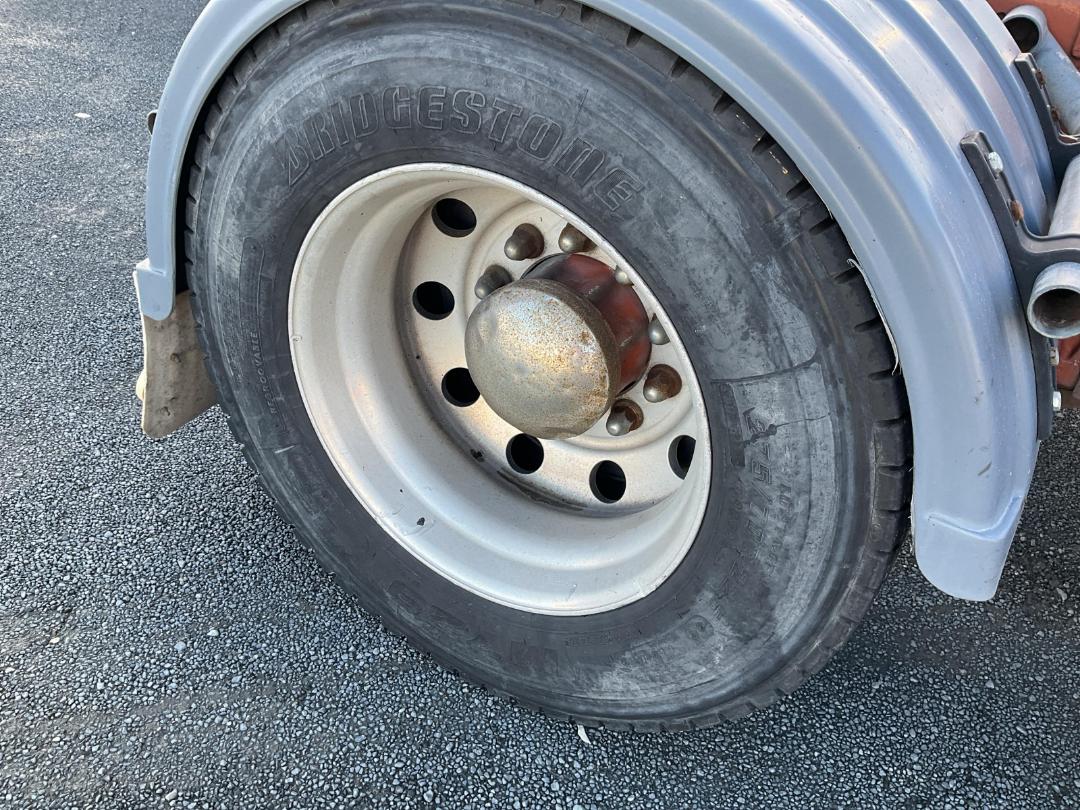 Photo '36' of International 7600 Tractor Unit