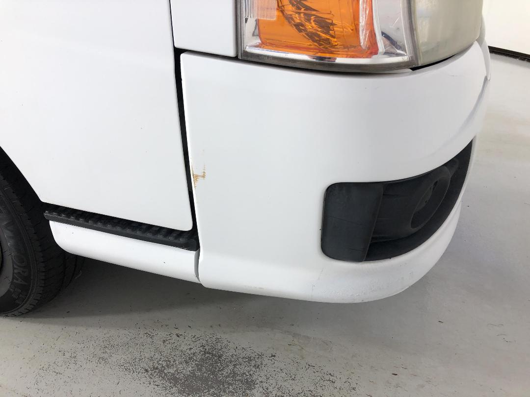 Photo '23' of Isuzu Como