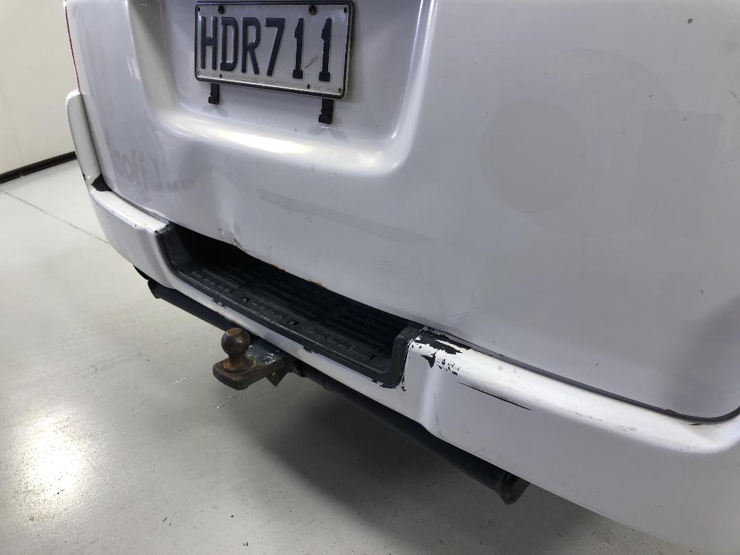 Photo '24' of Isuzu Como