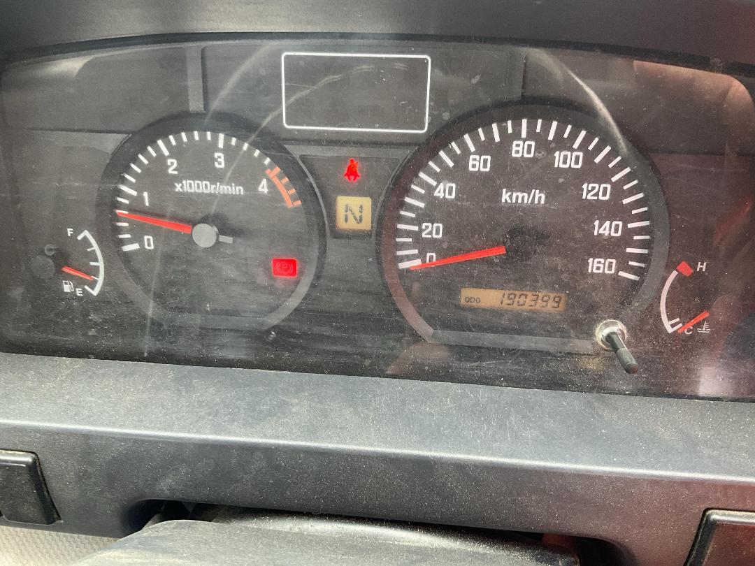 Photo '14' of Isuzu ELF ELF 3T Flat Deck Photo '14' of Isuzu ELF ELF 3T Flat Deck