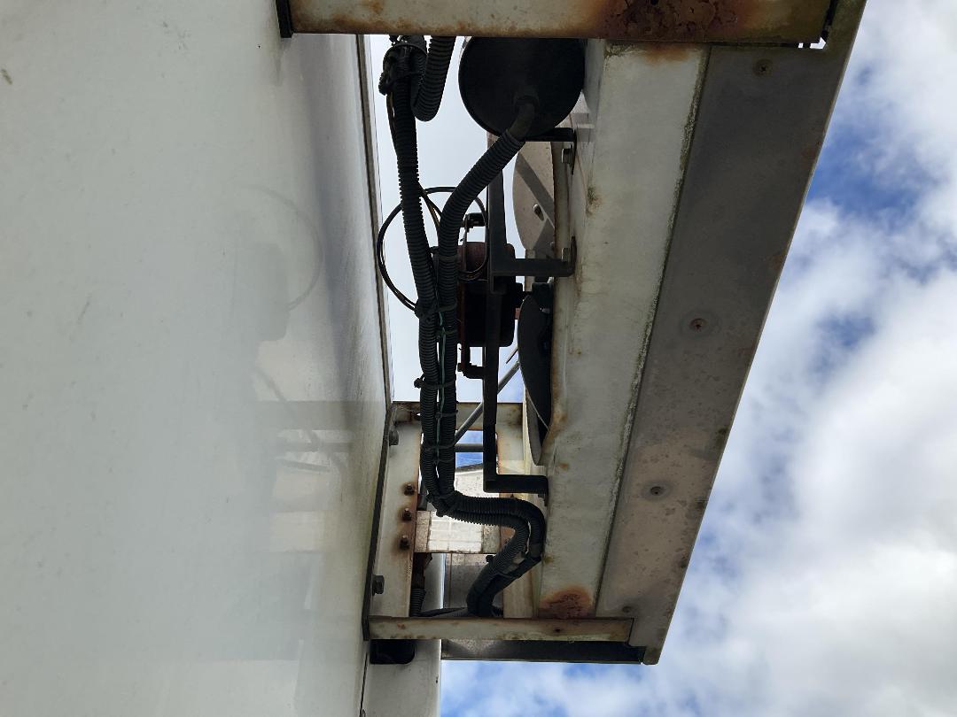 Photo '25' of Isuzu ELF 2 AXLE BOX BODY Box Body