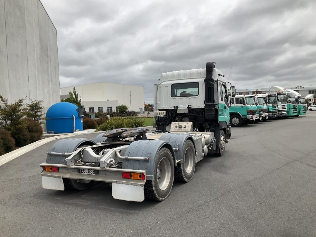 Photo '7' of Isuzu EXY 530 Tractor Unit