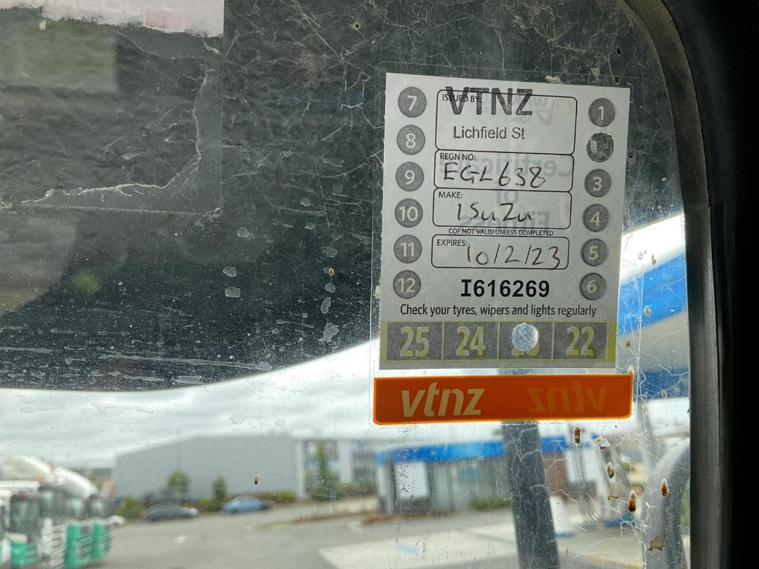 Photo '11' of Isuzu EXY 530 Tractor Unit