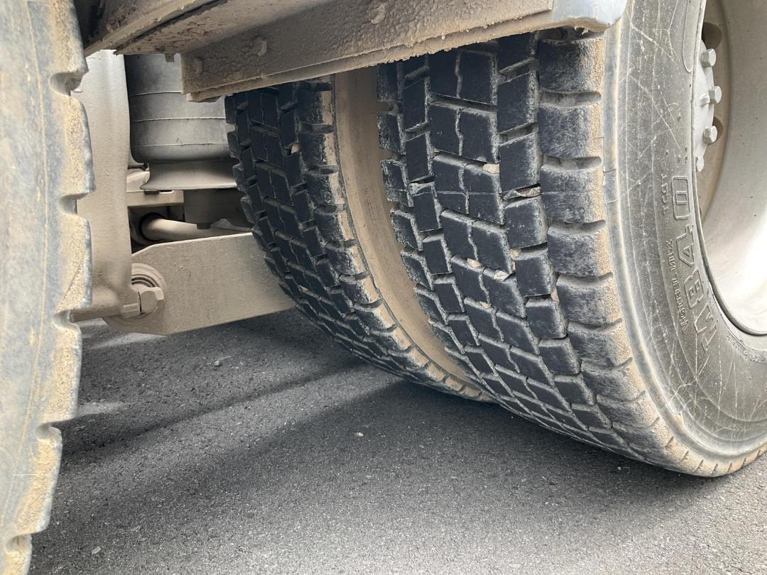 Photo '14' of Isuzu EXY 530 Tractor Unit