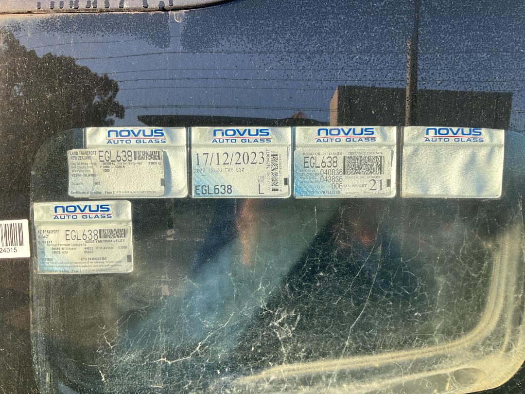 Photo '49' of Isuzu EXY 530 Tractor Unit