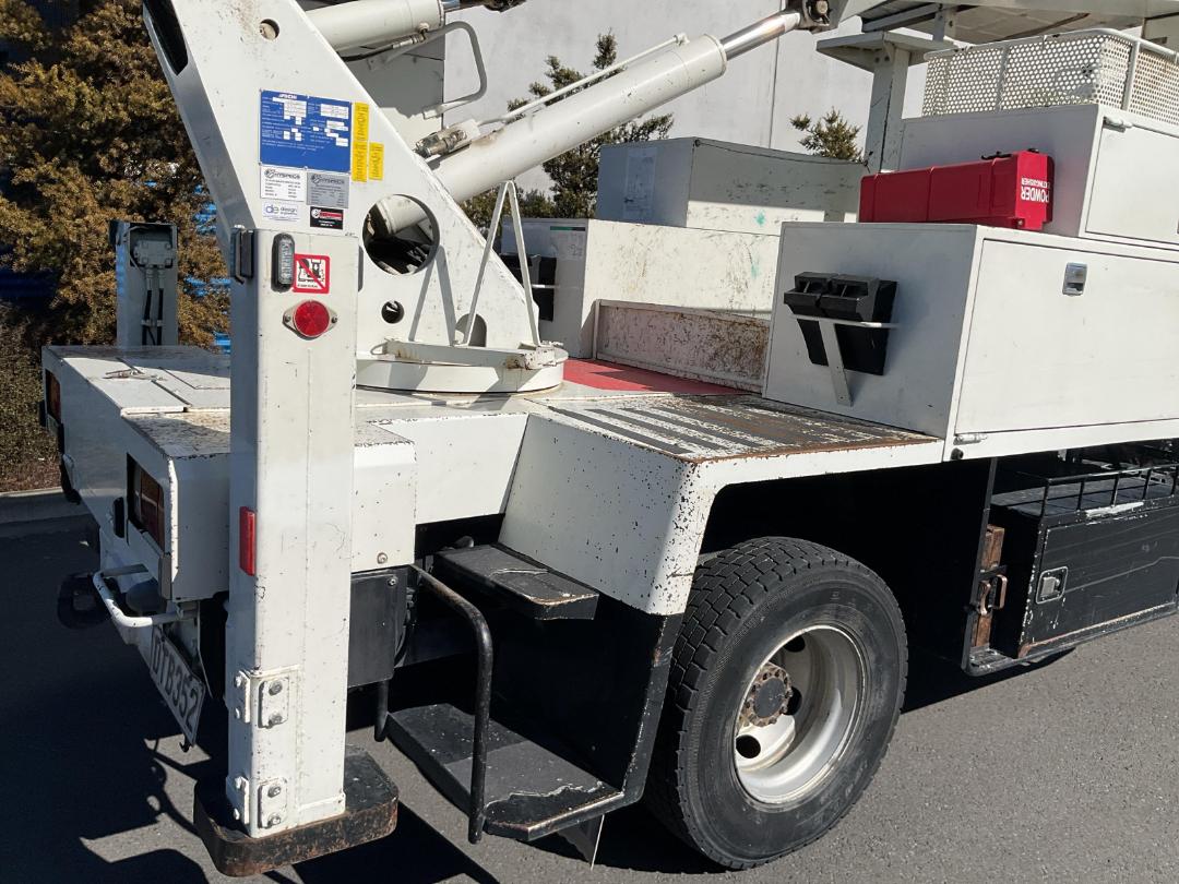 Photo '17' of Isuzu F Series FRR500 Cherry Picker/EWP Photo '17' of Isuzu F Series FRR500 Cherry Picker/EWP