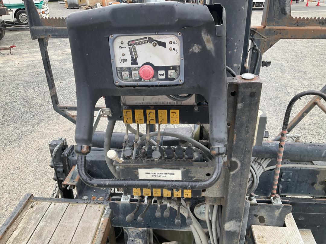 Photo '13' of Isuzu FVR 800 Flat Deck Crane