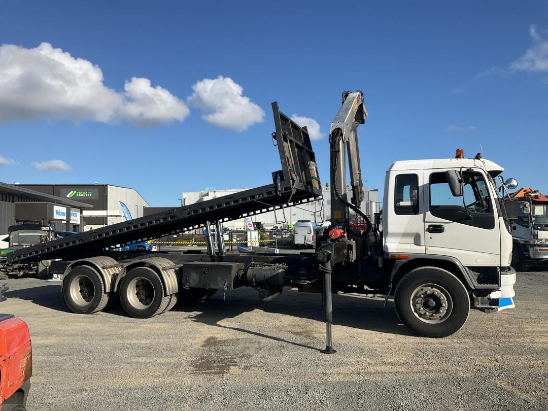 Photo '3' of Isuzu FVZ 1400 Tipper Crane Photo '3' of Isuzu FVZ 1400 Tipper Crane