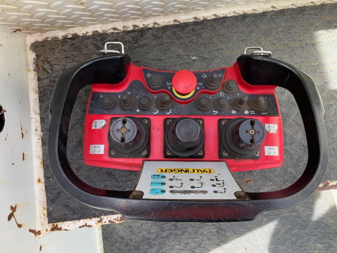 Photo '29' of Isuzu FVZ 1400 Flat Deck Crane