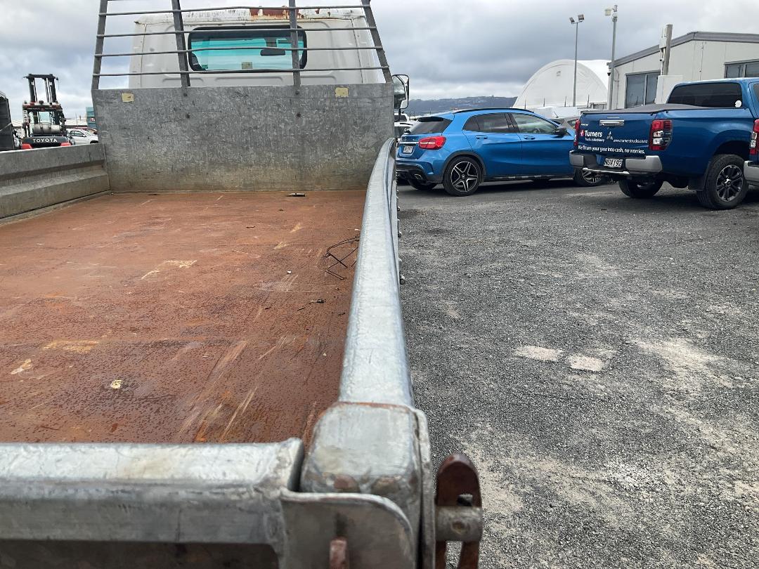 Photo '22' of Isuzu NPR 450M Flat Deck