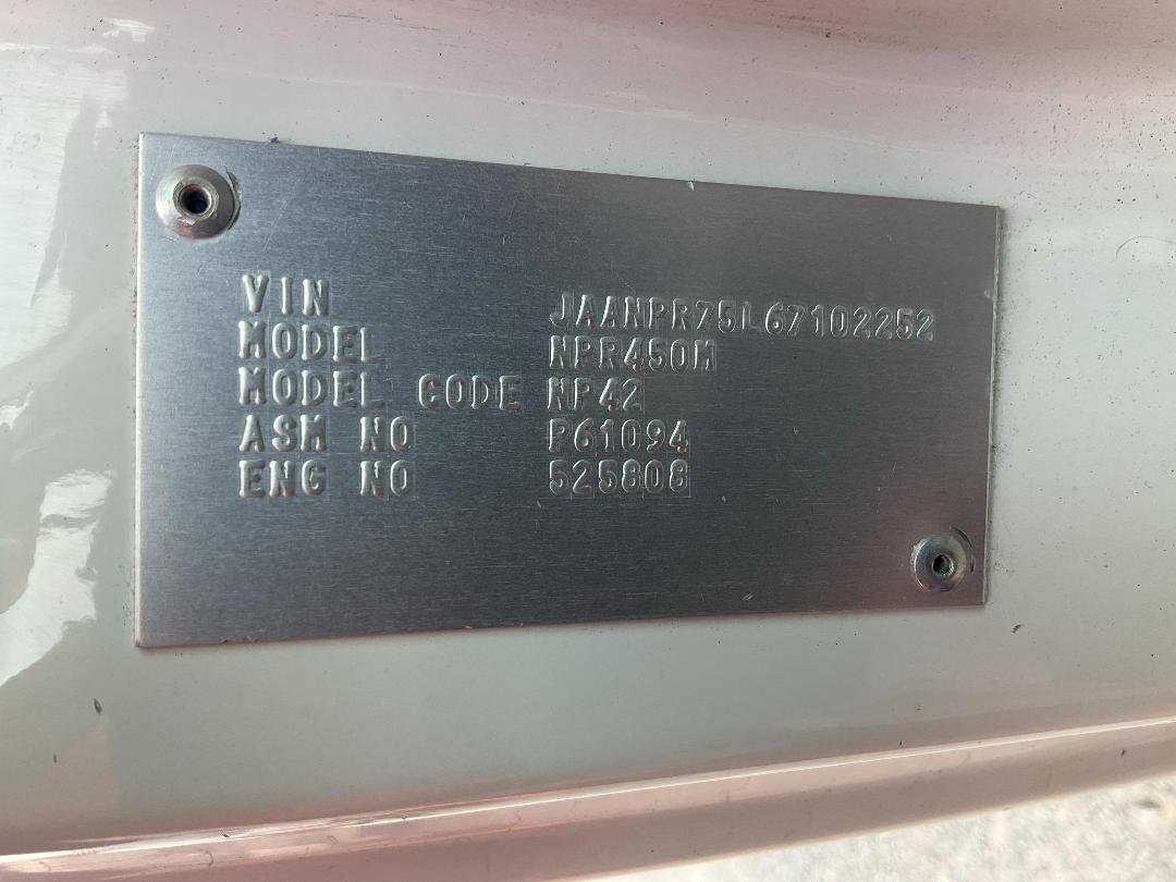 Photo '35' of Isuzu NPR 450M Flat Deck