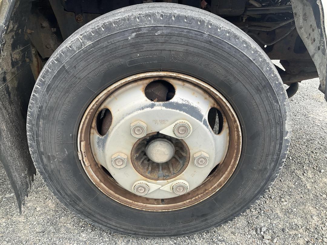 Photo '40' of Isuzu NPR 450M Flat Deck