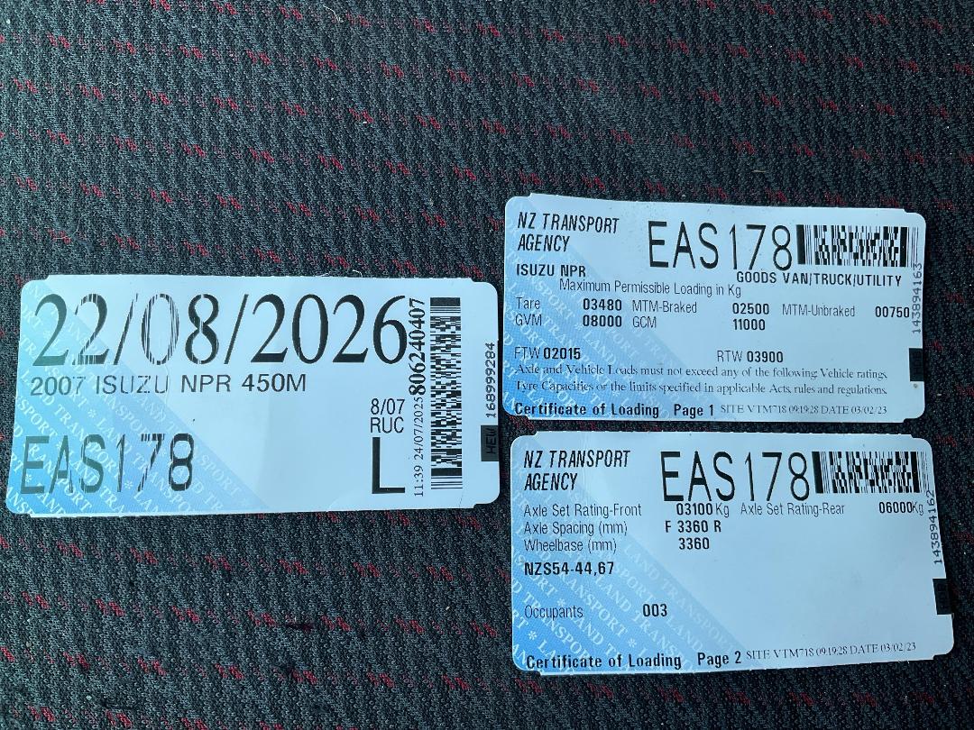 Photo '31' of Isuzu NPR 450M Flat Deck