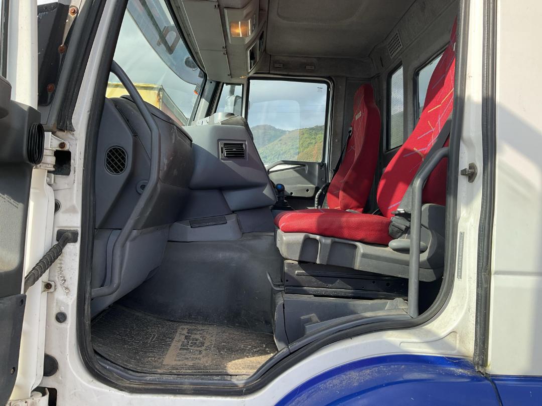 Photo '12' of Iveco Stralis 485 Flat Deck Photo '12' of Iveco Stralis 485 Flat Deck