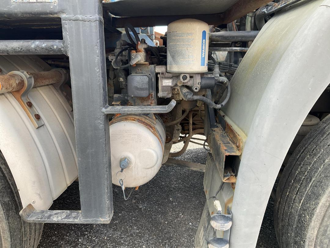 Photo '16' of Iveco Stralis 485 Flat Deck Photo '16' of Iveco Stralis 485 Flat Deck