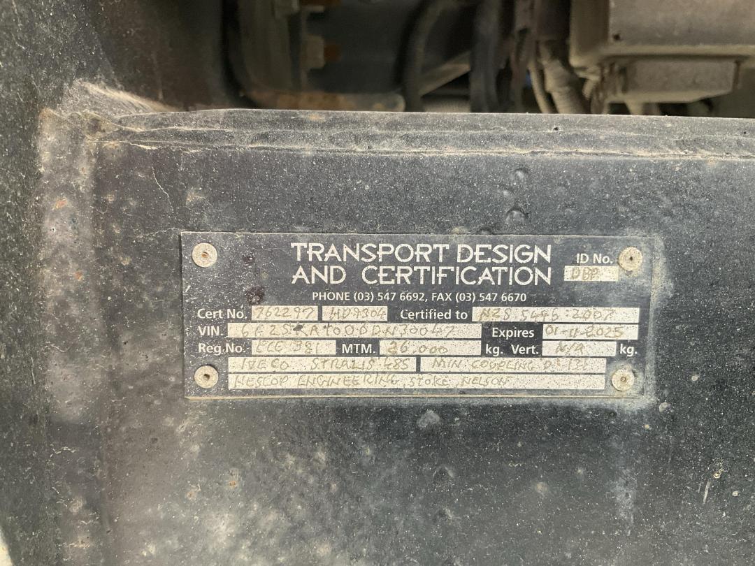 Photo '19' of Iveco Stralis 485 Flat Deck Photo '19' of Iveco Stralis 485 Flat Deck