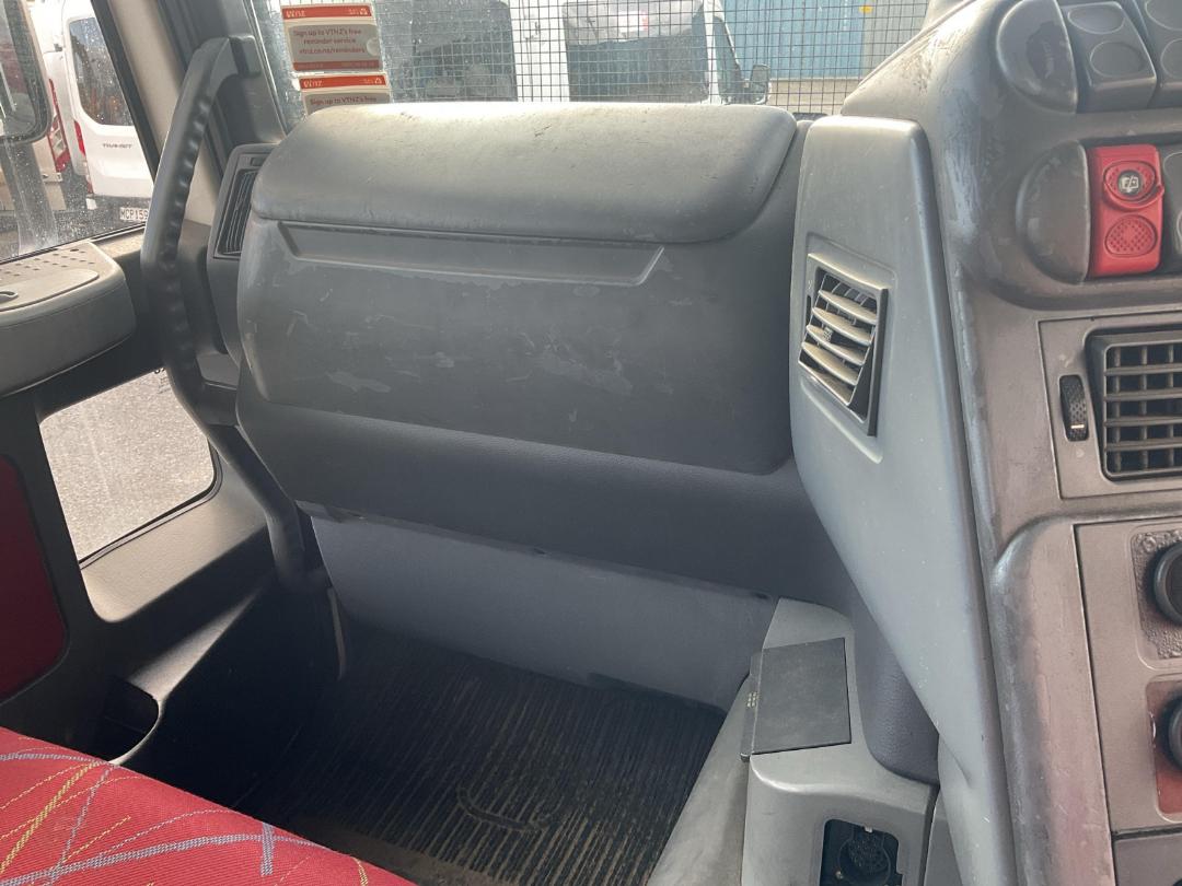 Photo '29' of Iveco Stralis 485 Flat Deck Photo '29' of Iveco Stralis 485 Flat Deck