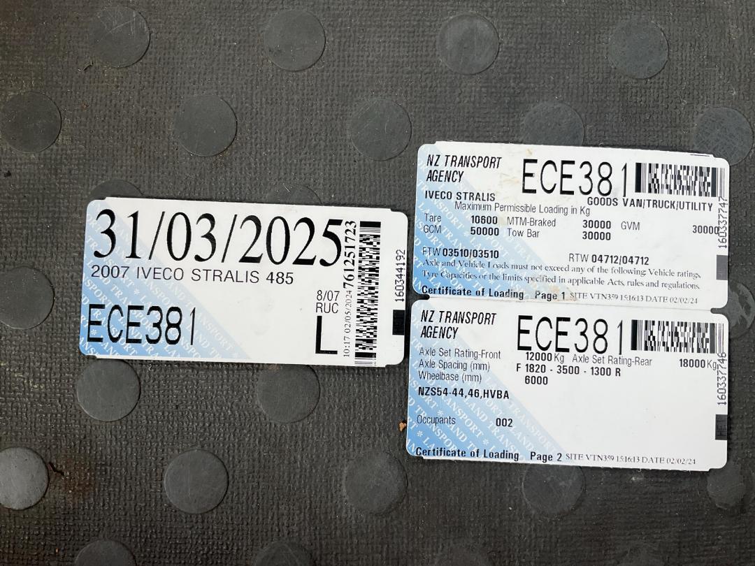Photo '37' of Iveco Stralis 485 Flat Deck Photo '37' of Iveco Stralis 485 Flat Deck