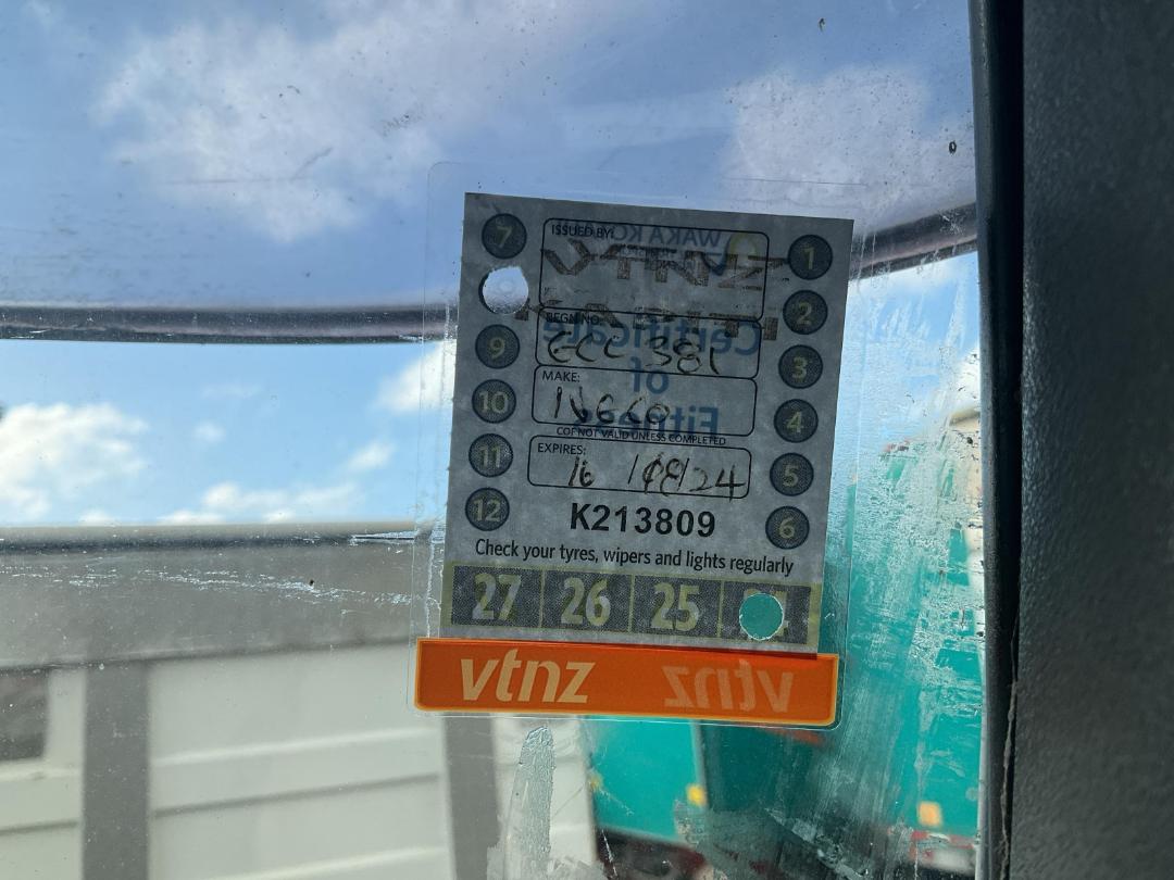 Photo '38' of Iveco Stralis 485 Flat Deck Photo '38' of Iveco Stralis 485 Flat Deck