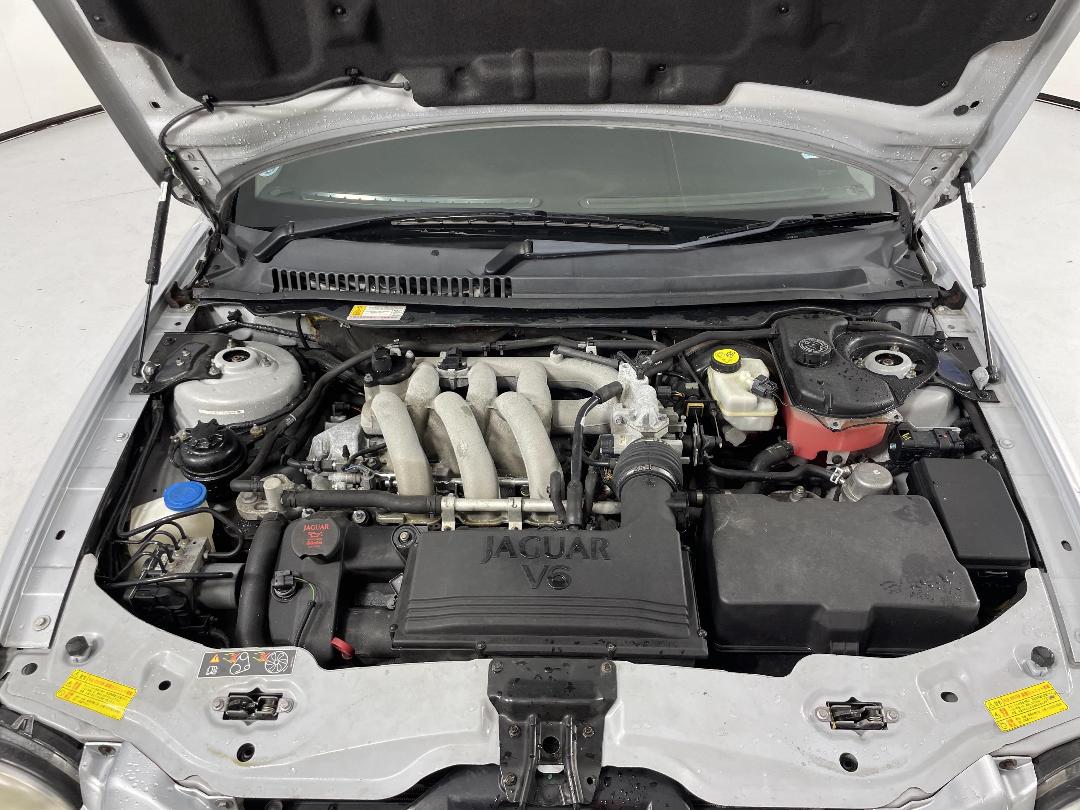 Photo '13' of Jaguar X-Type