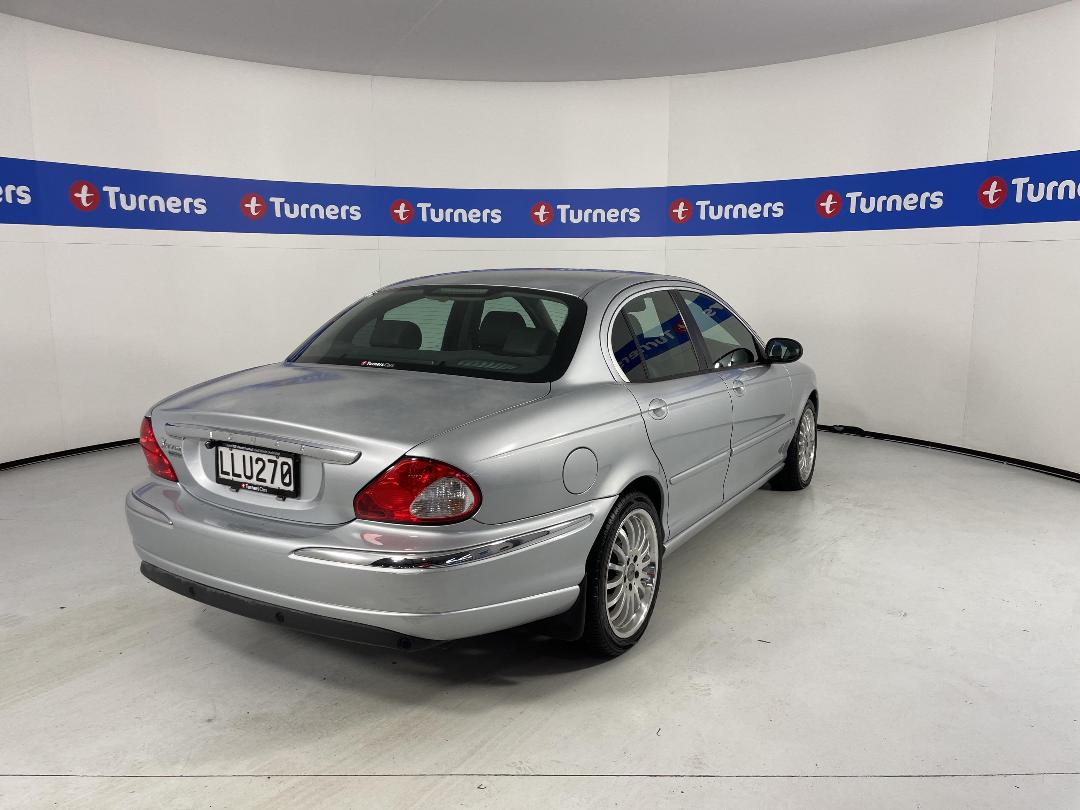 Photo '7' of Jaguar X-Type