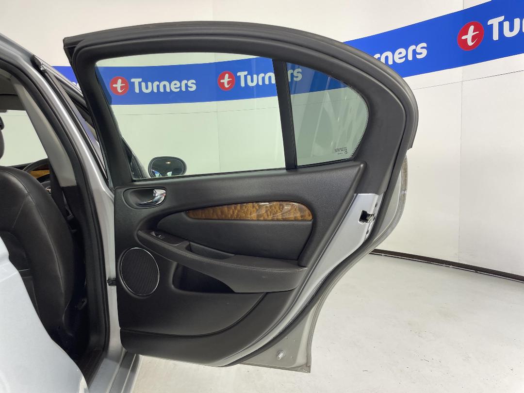 Photo '19' of Jaguar X-Type