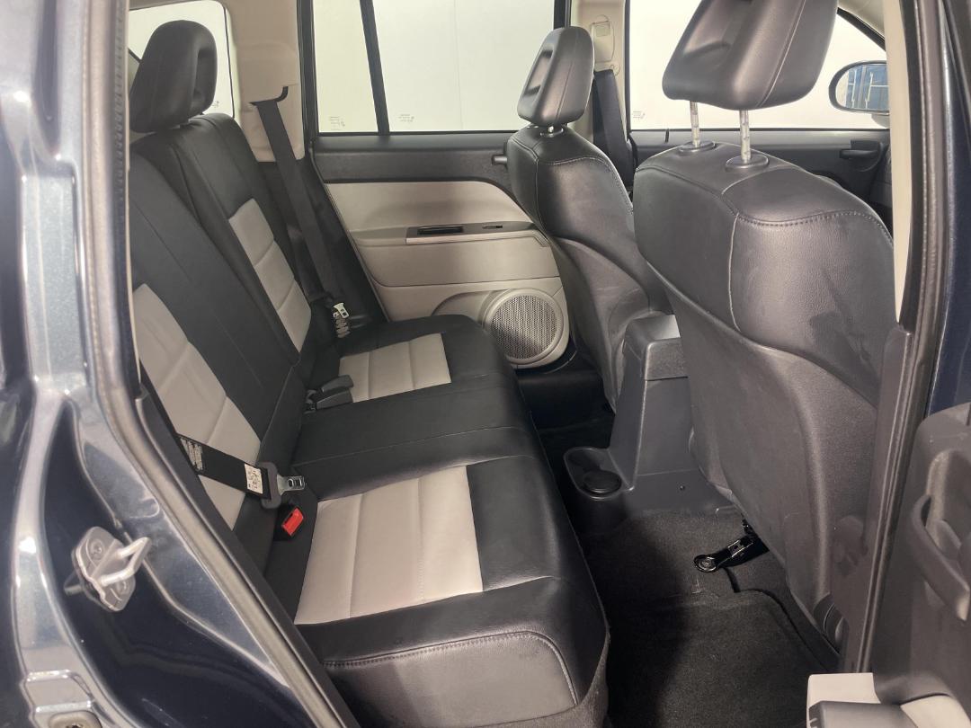 Photo '20' of Jeep Compass