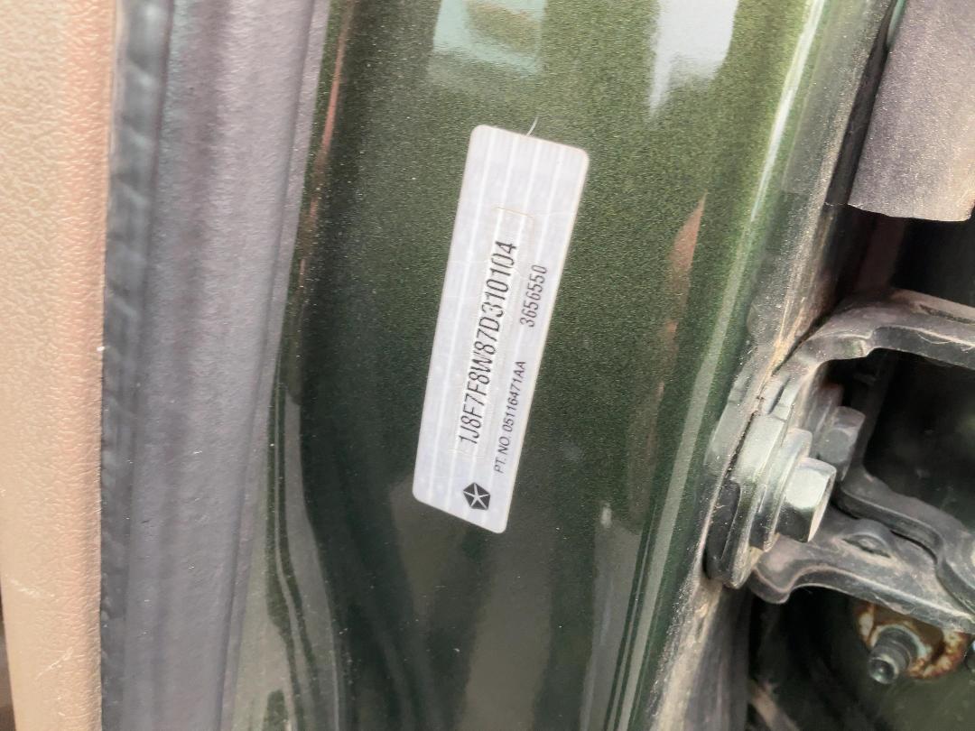 Photo '10' of Jeep Patriot