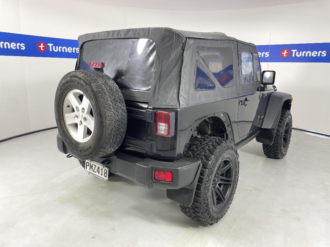 Photo '7' of Jeep Wrangler