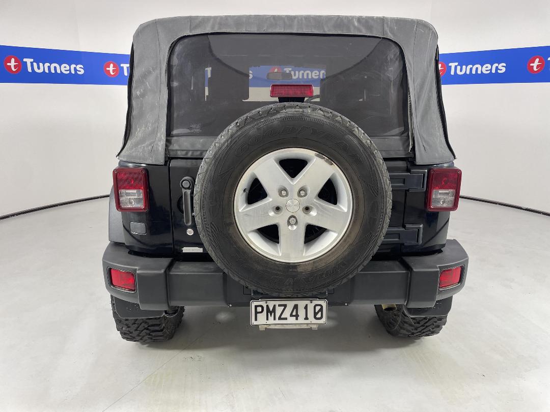 Photo '6' of Jeep Wrangler