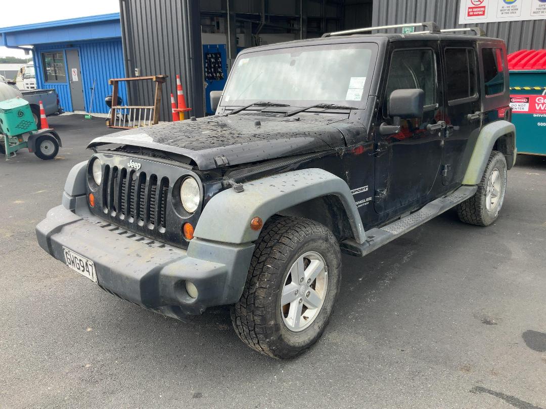 Photo '3' of Jeep Wrangler Sport