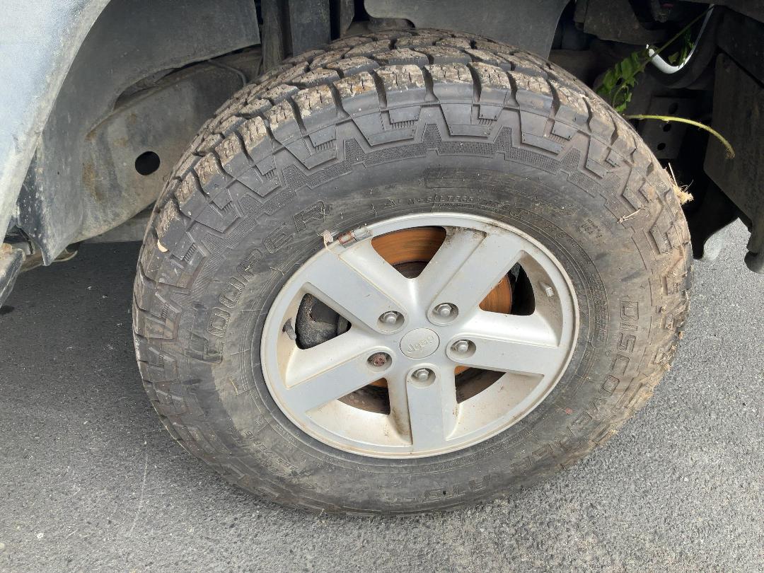 Photo '8' of Jeep Wrangler Sport