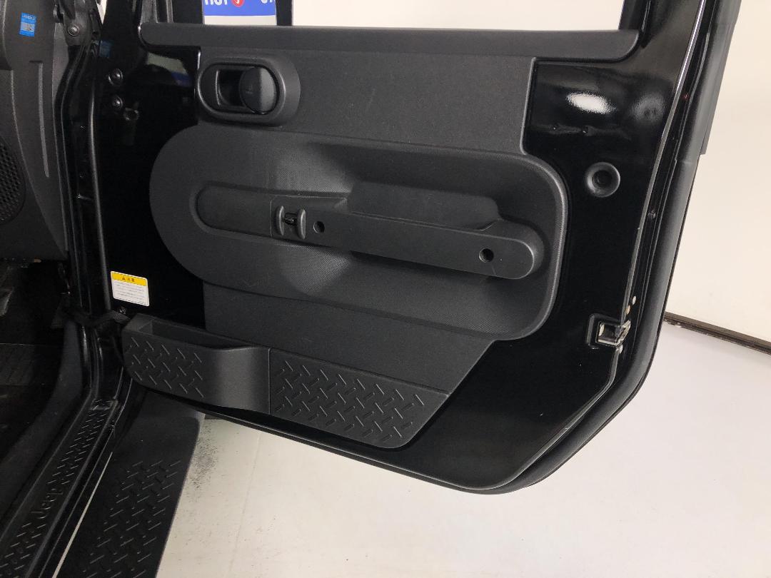 Photo '15' of Jeep Wrangler Photo '15' of Jeep Wrangler