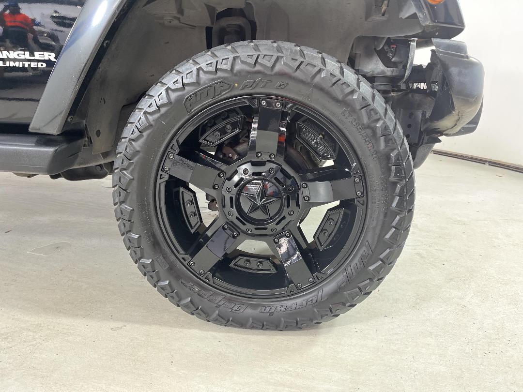 Photo '9' of Jeep Wrangler Photo '9' of Jeep Wrangler