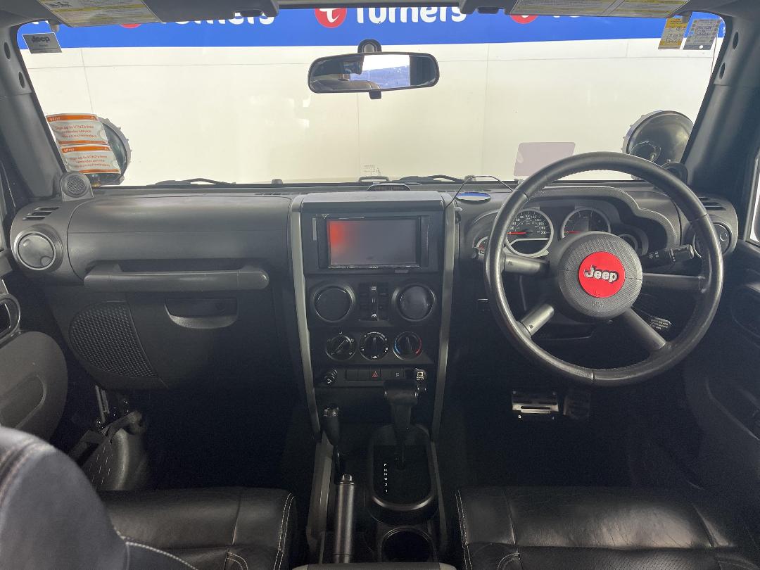 Photo '17' of Jeep Wrangler Photo '17' of Jeep Wrangler