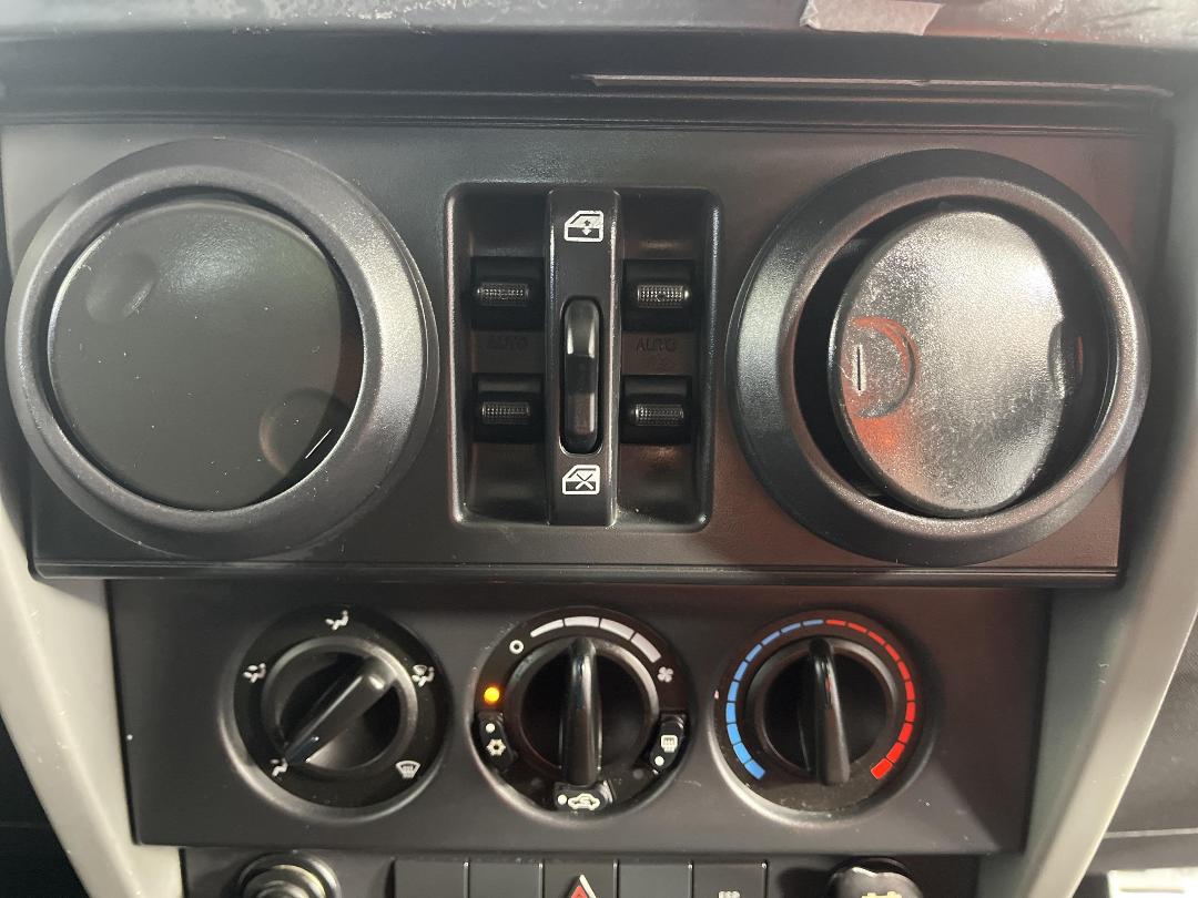 Photo '23' of Jeep Wrangler Photo '23' of Jeep Wrangler